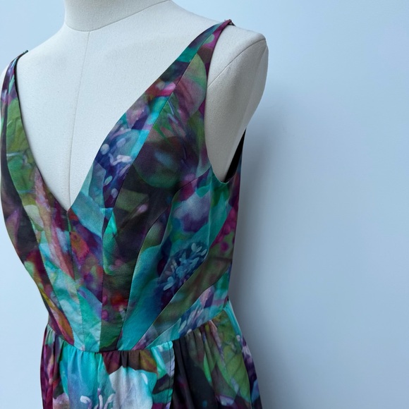 Kelli & Talulah Deep Front/Back V-Neck Silk Multicolor Sleeveless Dress Size M - Picture 14 of 16